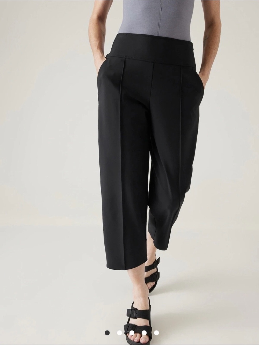 Athleta Stellar Crop Pants Black Size 4P Petite High Rise Travel Commute EUC